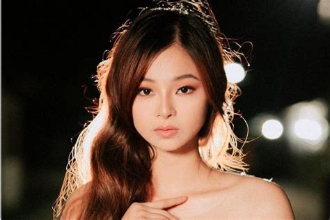 Angeli Khang Biography, Wiki, Height, Weight, Age, Birthday, Career.